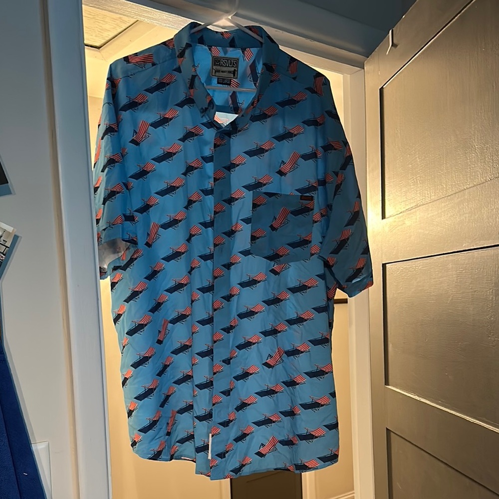 Men's 3XL RSVLTS Blue and Red Beach Chair Short Sleeve Button Down
